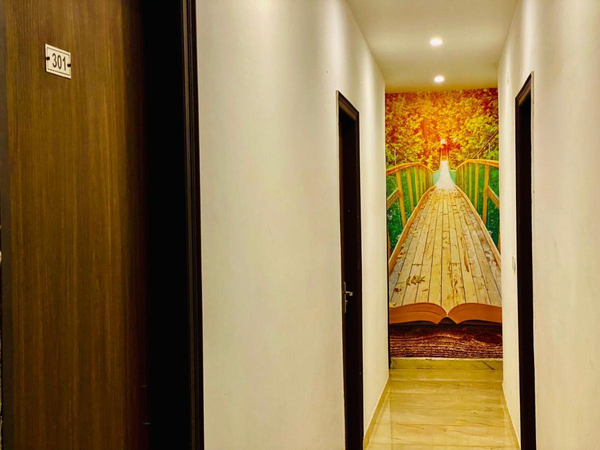 Zirakpur Hotel Hollywood - Family Hotel מראה חיצוני תמונה