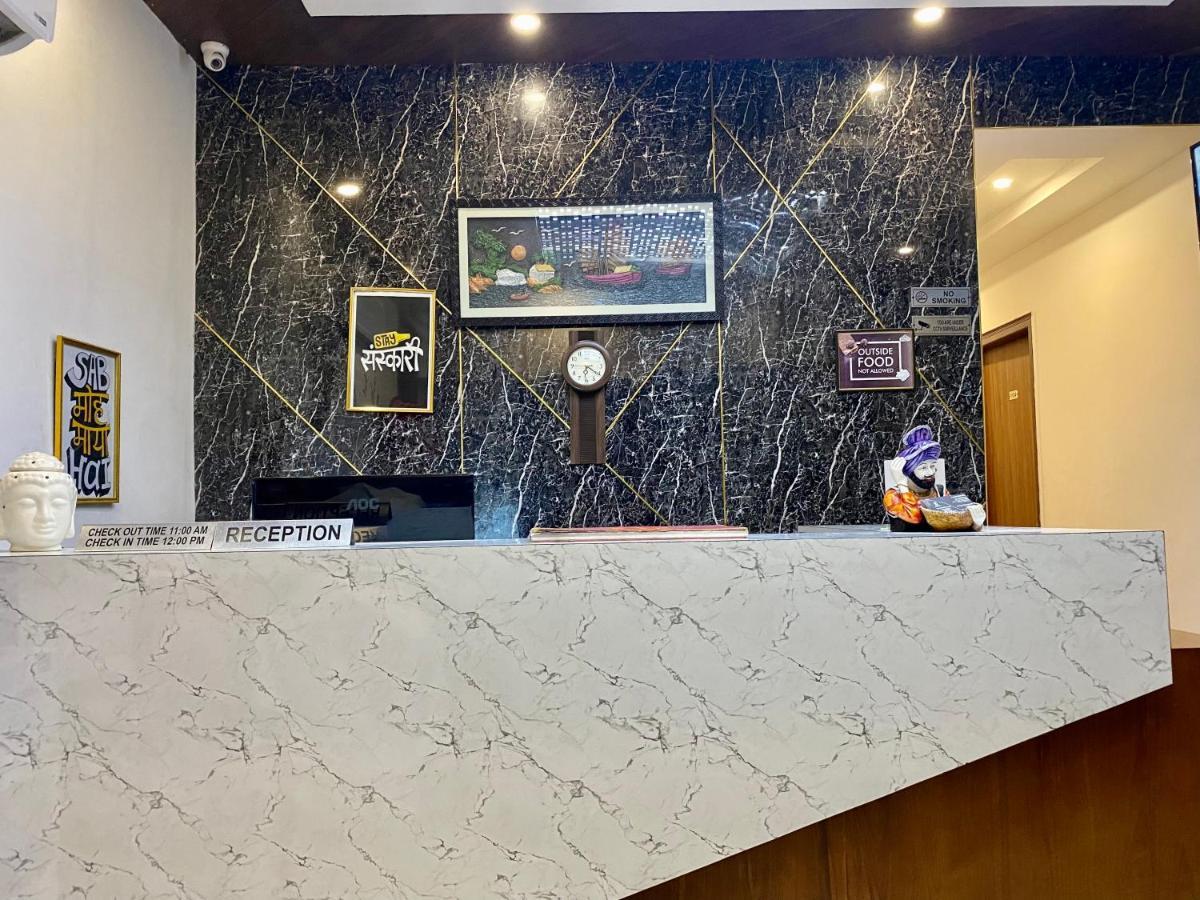 Zirakpur Hotel Hollywood - Family Hotel מראה חיצוני תמונה